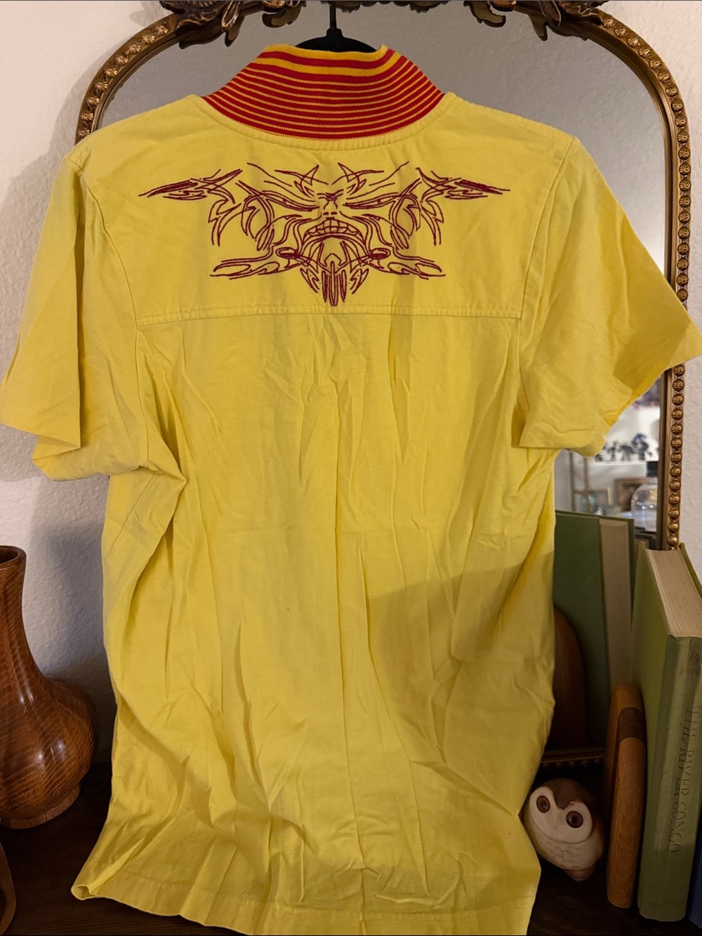 Yellow Short-Sleeve Button-Up Shirt with Red Accent - Picture 4 of 5